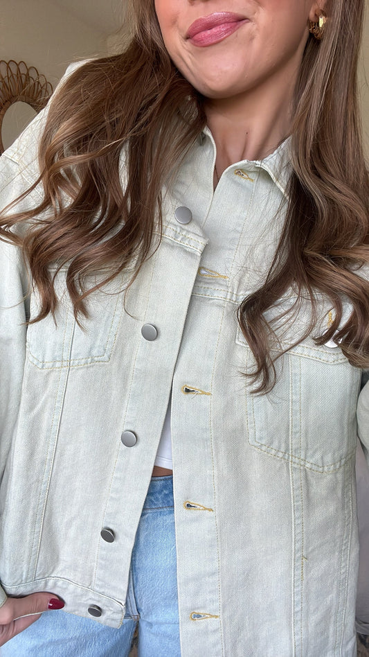 WASHED DENIM JACKET